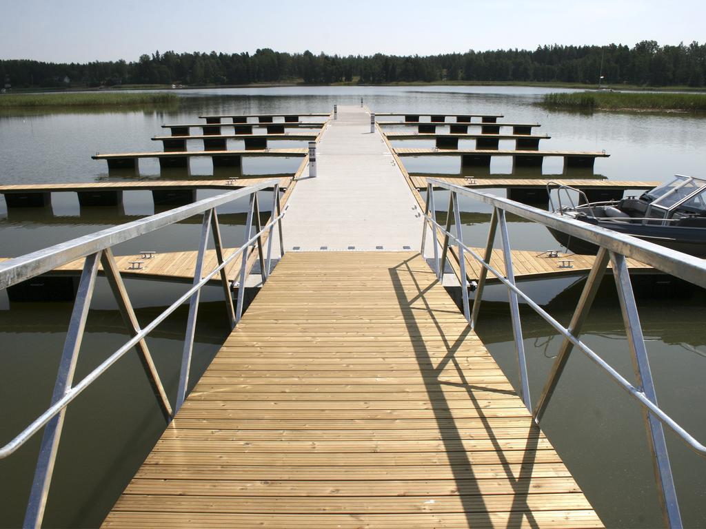 Langvik Congress Wellness Hotel Kirkkonummi Bagian luar foto