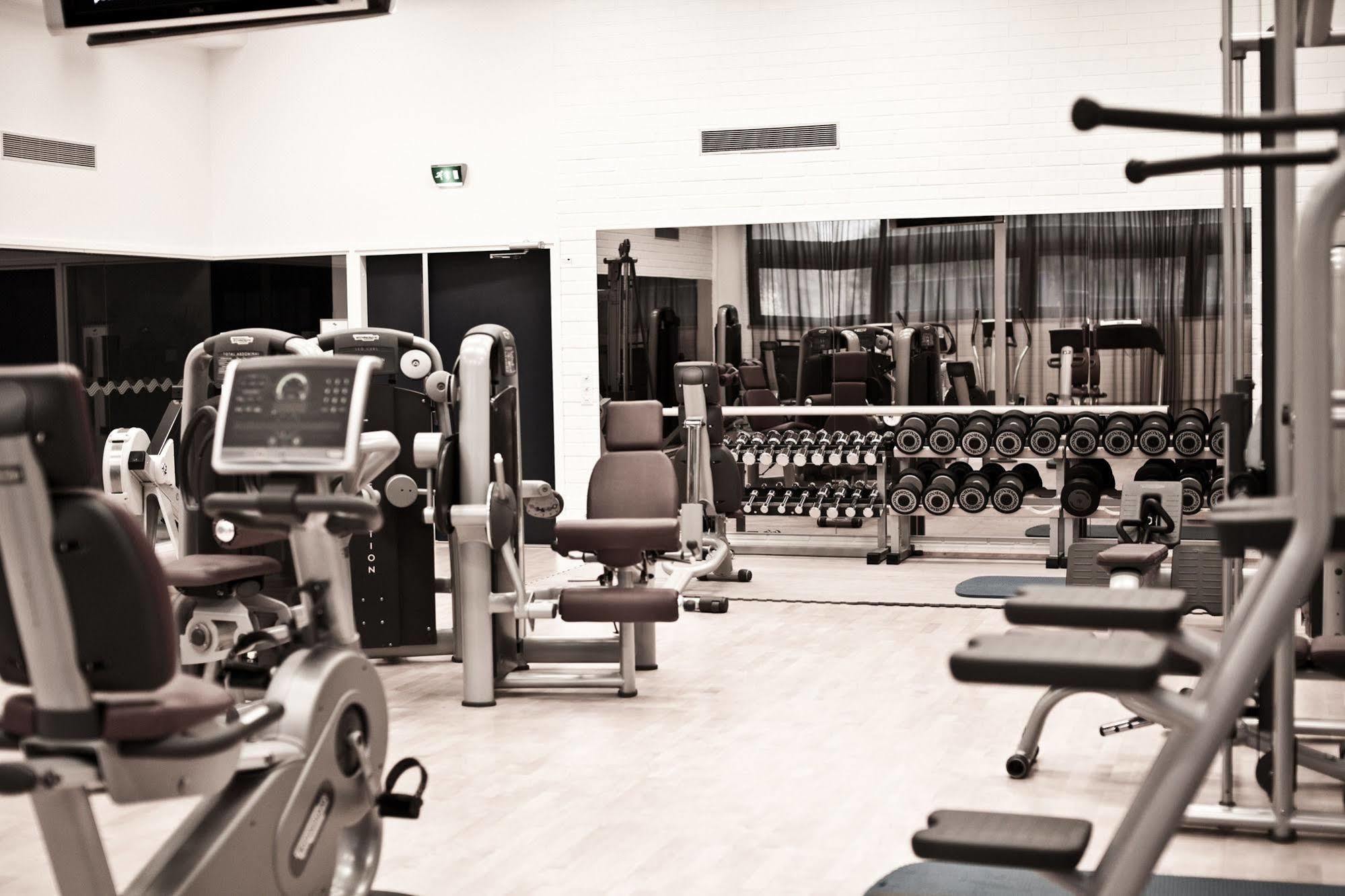 Langvik Congress Wellness Hotel Kirkkonummi Bagian luar foto