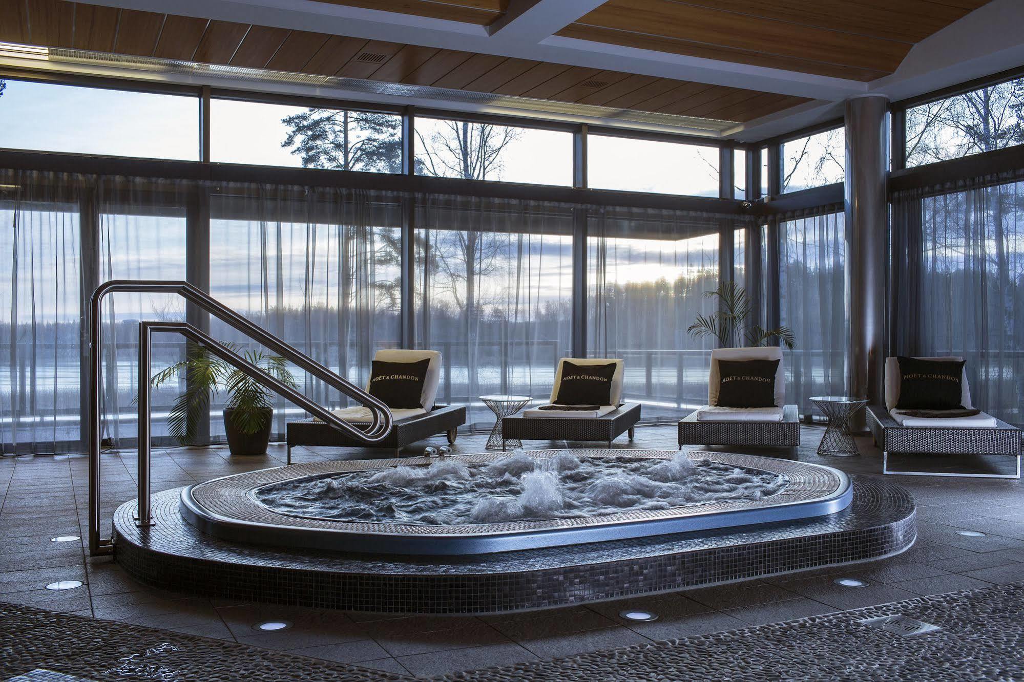 Langvik Congress Wellness Hotel Kirkkonummi Bagian luar foto